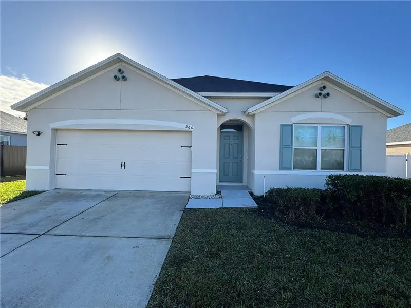 560 Lake Cummings Way, FL
