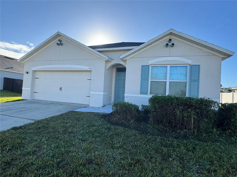 560 Lake Cummings Way, FL