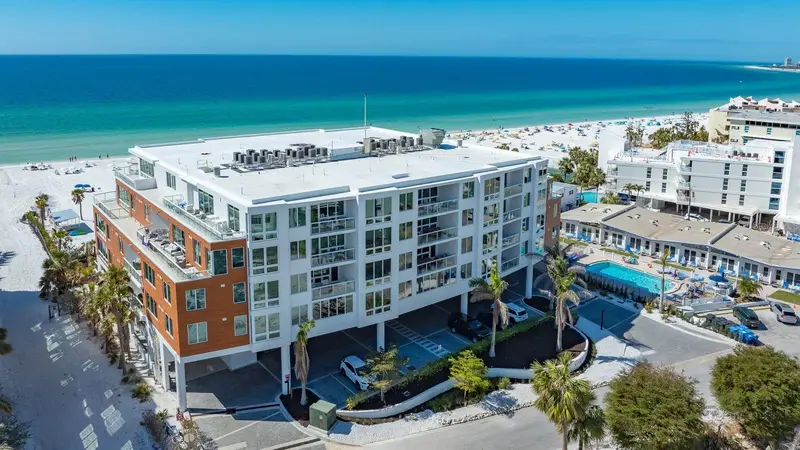 1035 Seaside Dr #503, FL