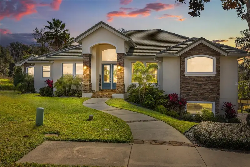 516 Sanctuary Golf Pl, FL