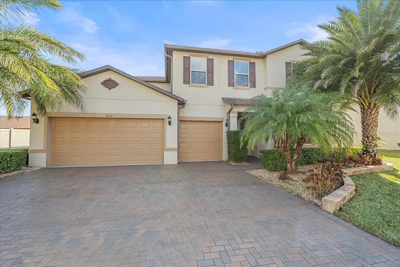 604 Bishop Bay Loop, FL