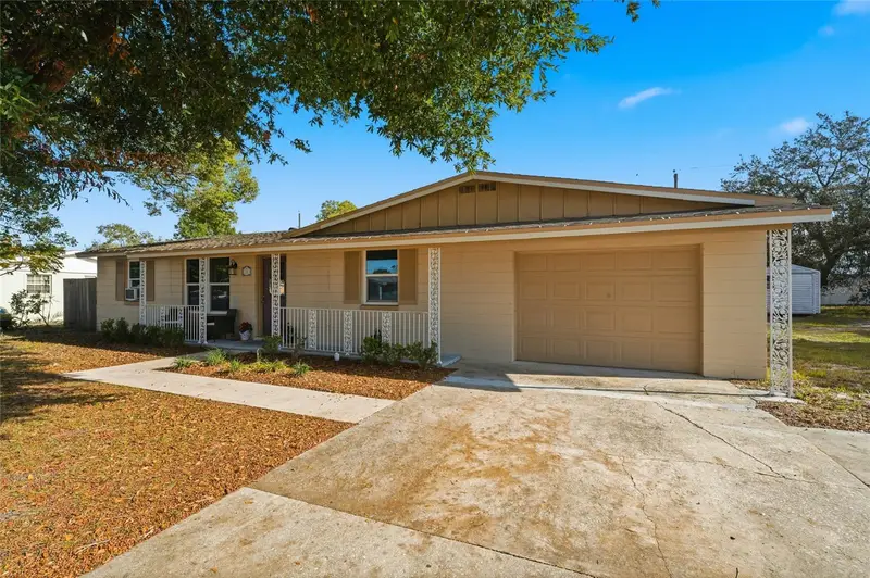 2455 Kimberly Dr, FL