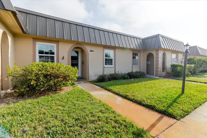 4235 Stratford Dr #Na, FL