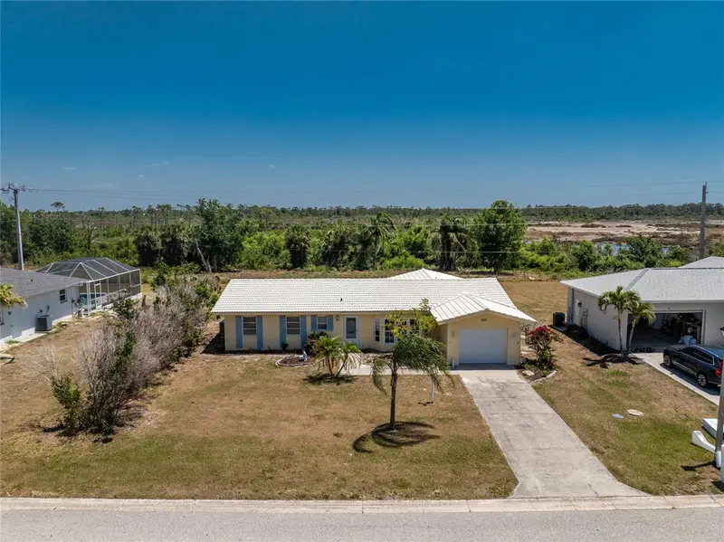113 Annapolis Ln, FL