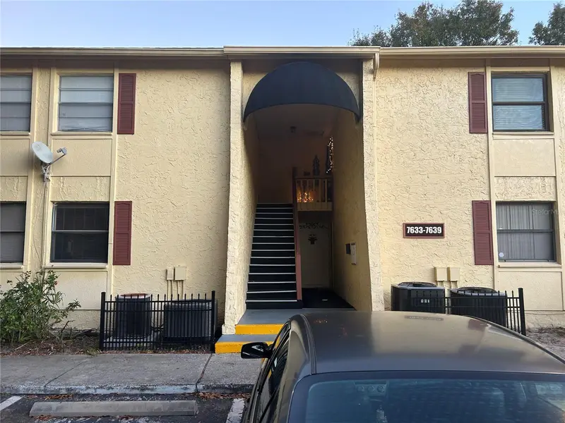 7633 Dolonita Dr #7633, FL