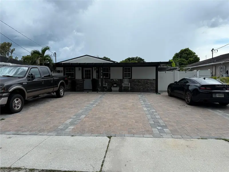 7018 N Hale Ave, FL