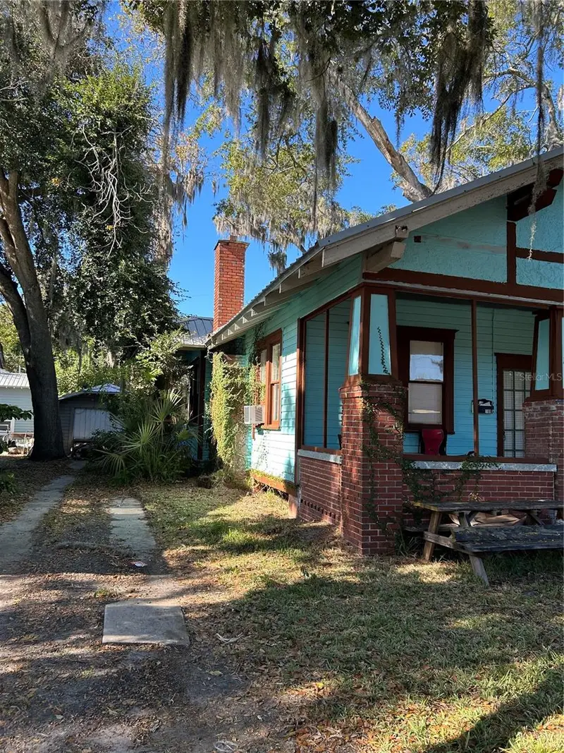 108 Nw 7th St, FL