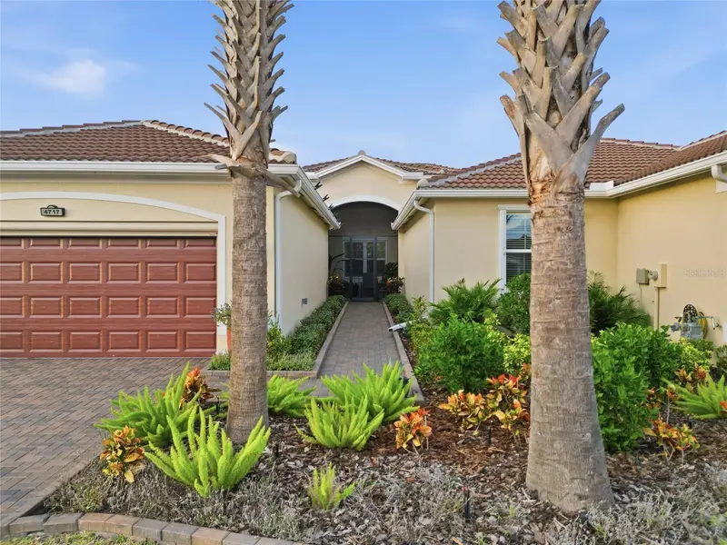 4717 Avila Lakes Dr, FL