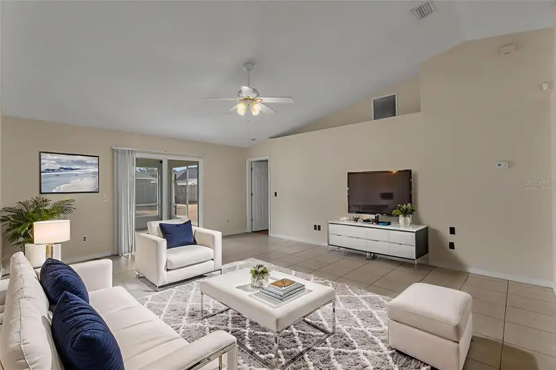 36 Pine Hill Ln, FL