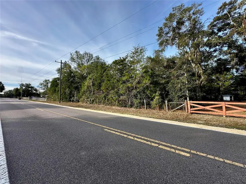 Ne 60th Ave, FL