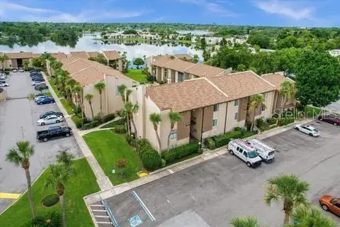 564 Orange Dr #40, FL