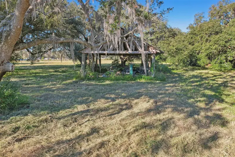 4610 E County Road 542, FL