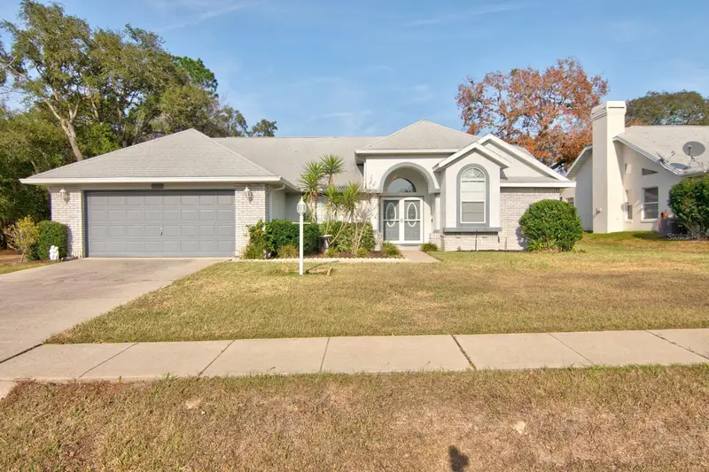 119 W Forest Oak Pl, FL