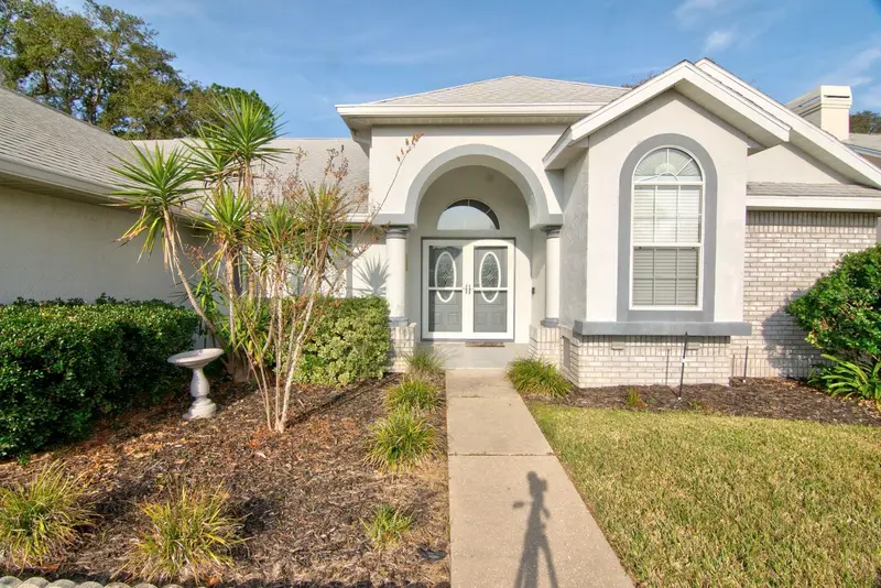 119 W Forest Oak Pl, FL