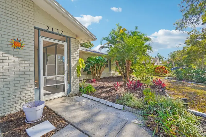 2137 Malcolm Dr, FL