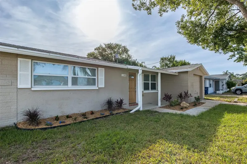 Forest Hills listing