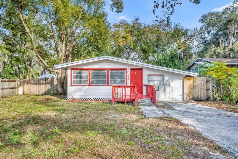 150 E Washington Ave, FL