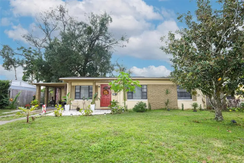 410 E Crystal Lake St, FL