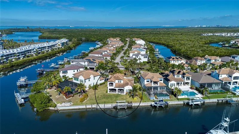 3036 Christophers Watch Ln, FL