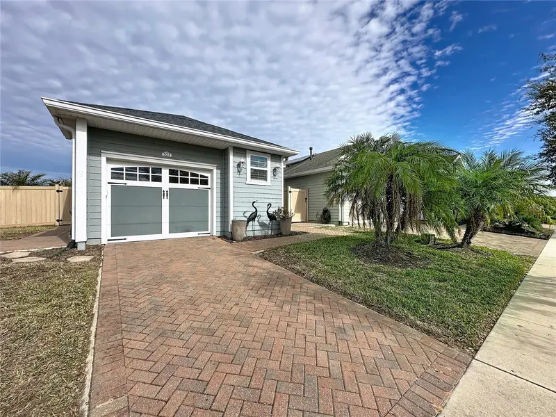 321 Alcove Dr, FL