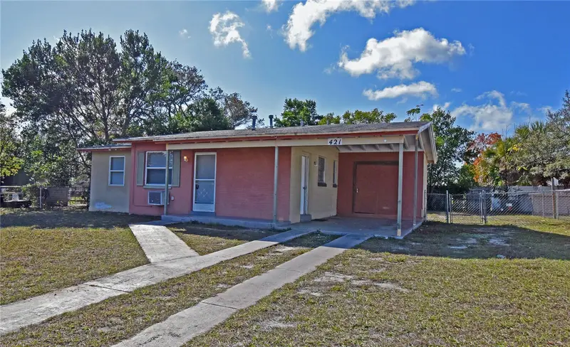 421 Briarwood Ln, FL