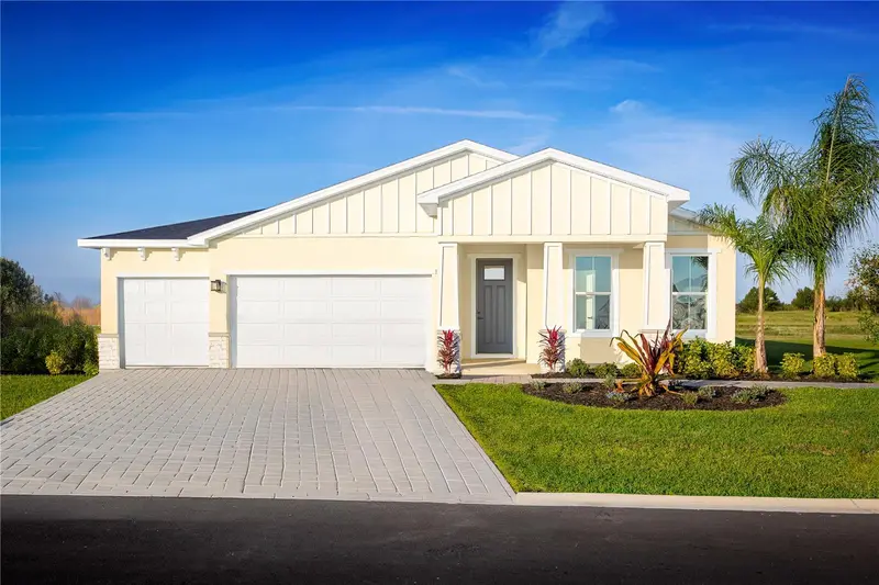 2218 Blue Heron Cir, FL