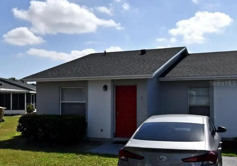 1 Lake Villa Way, FL