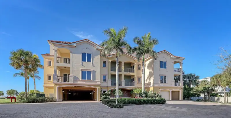 4995 Gulf Of Mexico Dr #500, FL