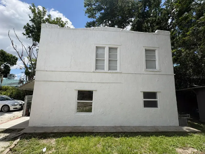 514 Avenue C Ne, FL