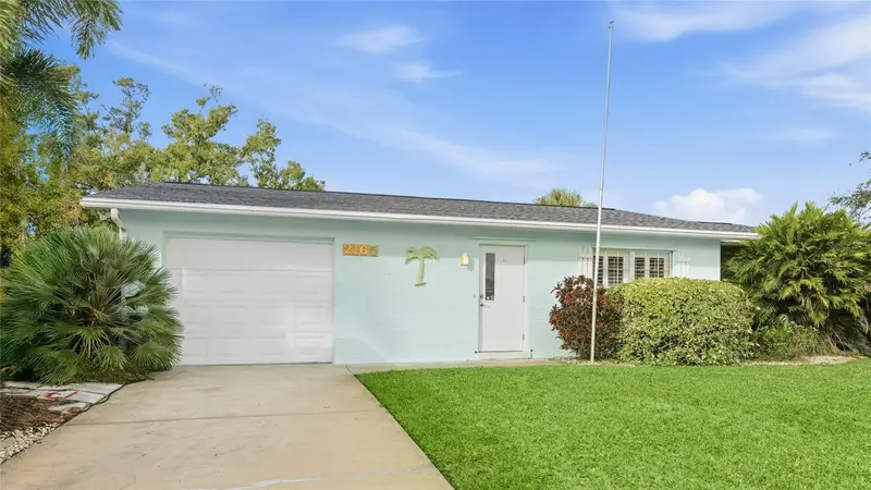 2165 Lakewood Dr, FL