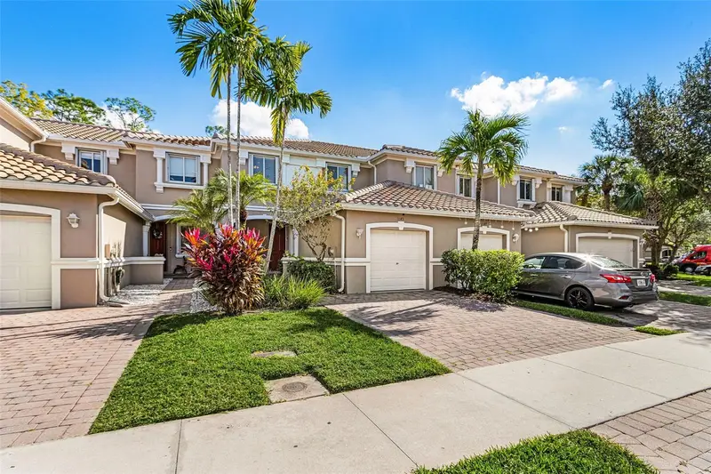 3345 Antica St, FL