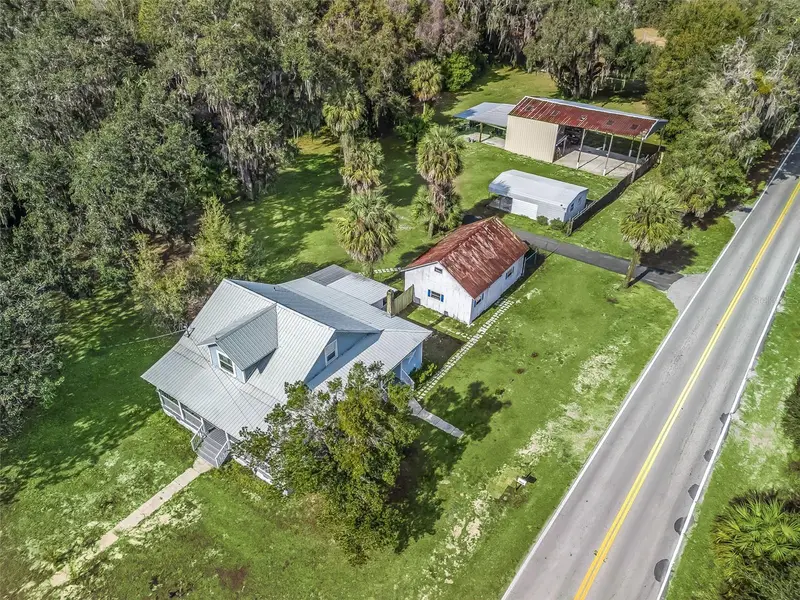 10487 Se Highway 42, FL