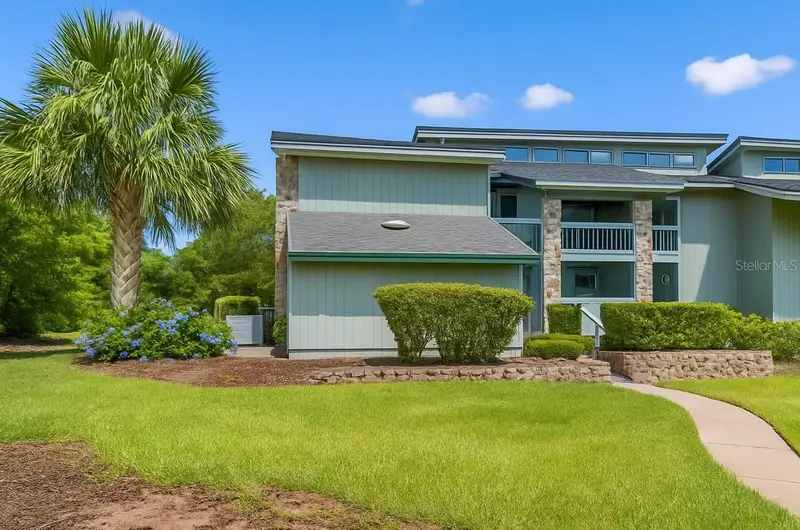 806 Pinewood Ct #3135/6, FL