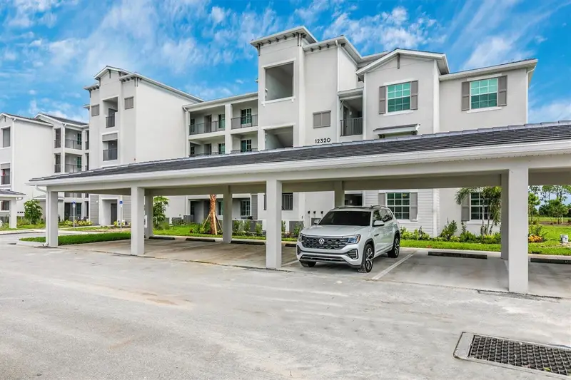 12320 Wellen Golf St #204, FL