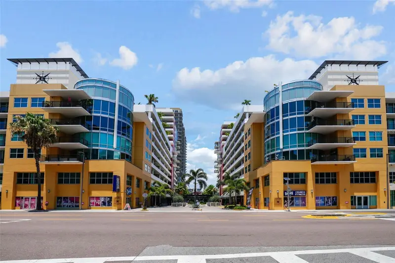 1208 E Kennedy Blvd #618, FL