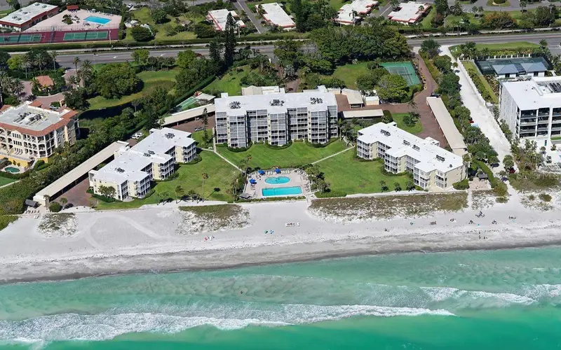 4835 Gulf Of Mexico Dr #106, FL