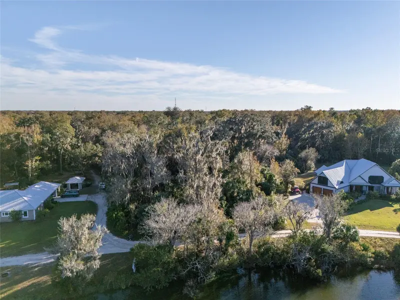 2750 Pearl Lake Trl, FL