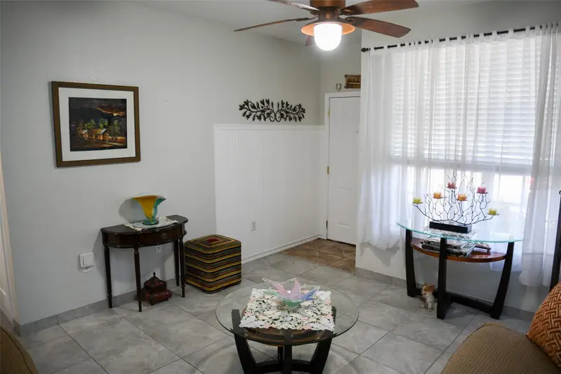 830 Grand Regency Pt #101, FL