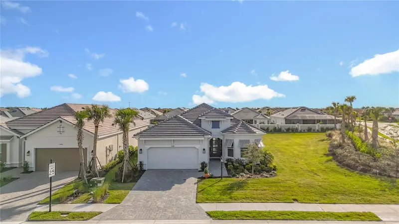 16306 Isola Pl, FL
