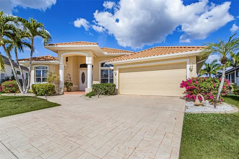400 Gun Cay Ln, FL