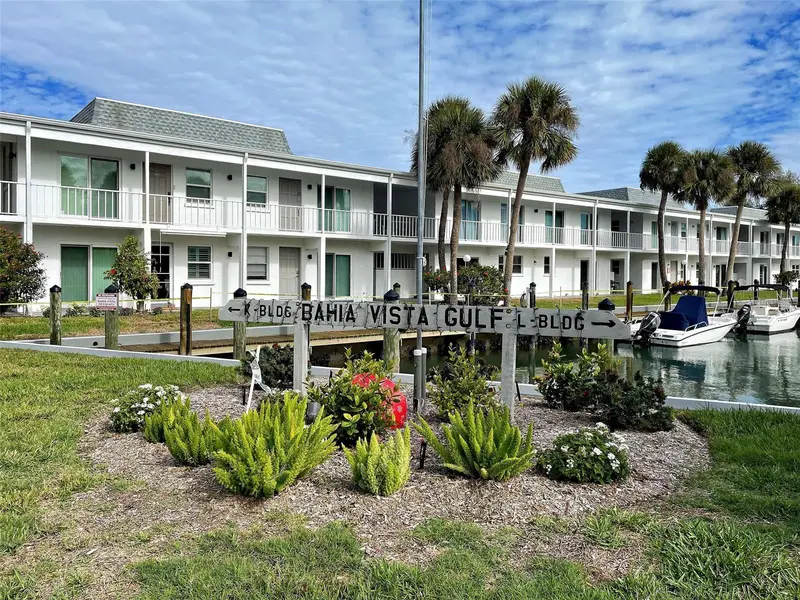 902 Gibbs Rd #285, FL