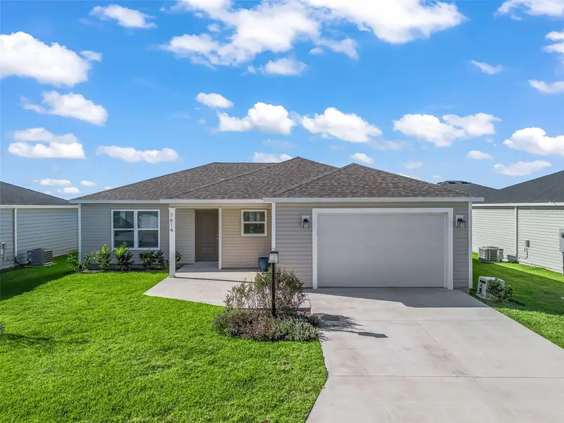 7614 Daniel Hearns Way, FL