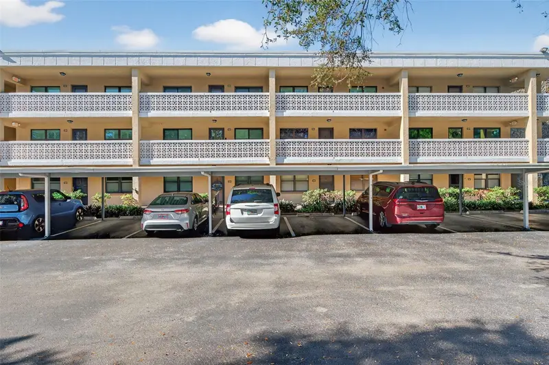 5080 Locust St Ne #328, FL