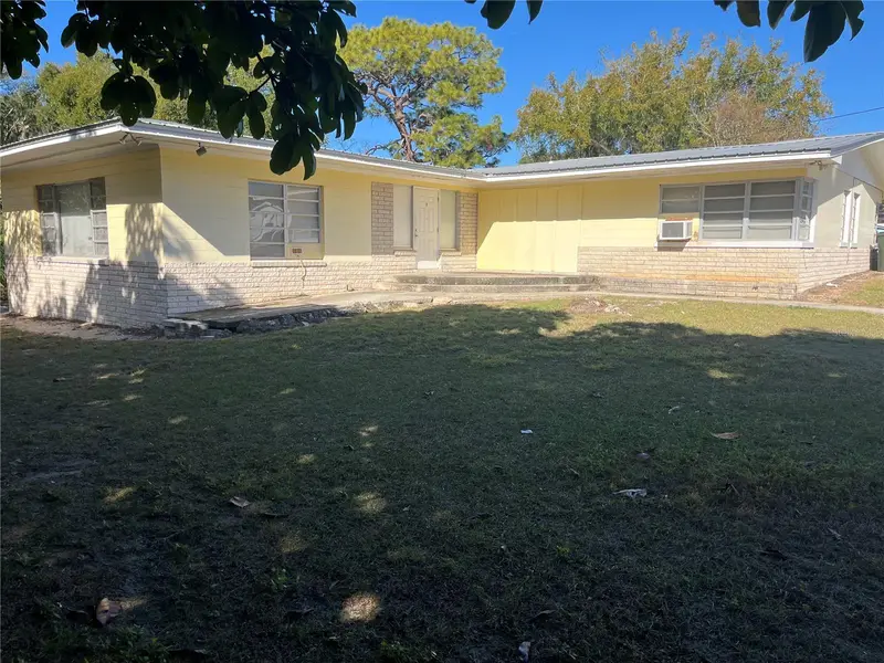 214 W Osceola St, FL