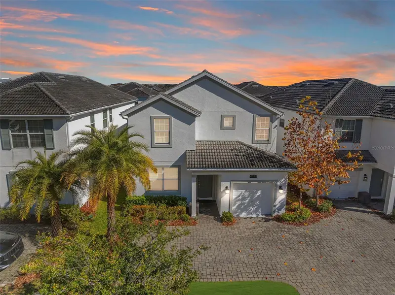 4778 Kings Castle Cir, FL