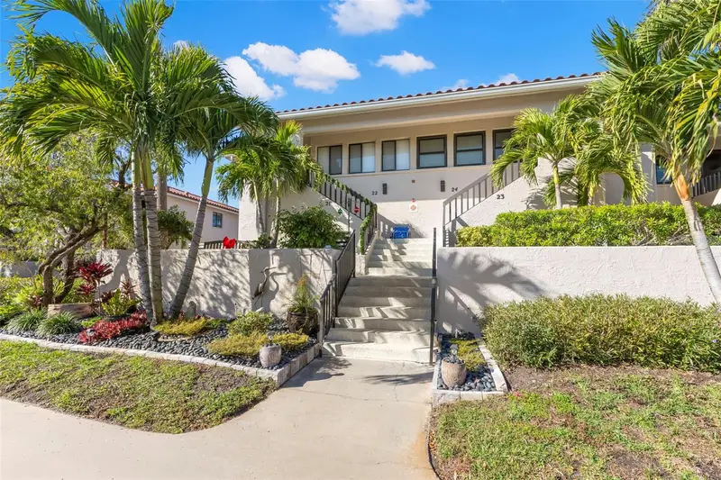 1802 Mariner Dr #21, FL