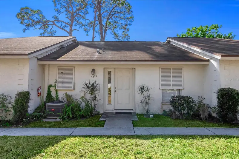 5370 Royal Palm Ave #5370, FL