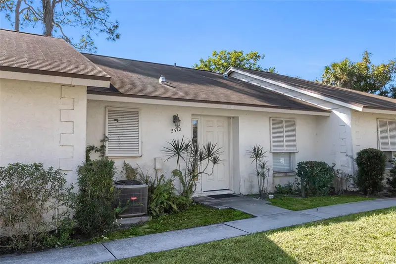 5370 Royal Palm Ave #5370, FL