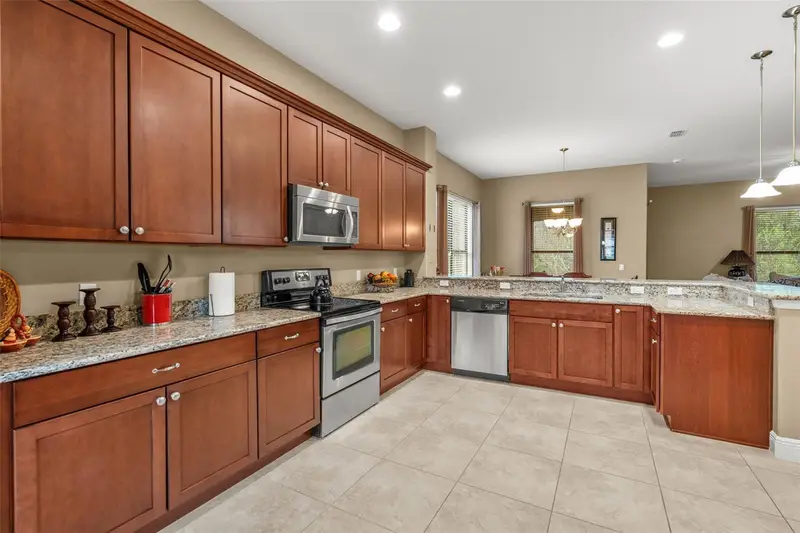 661 Carmel Ln, FL
