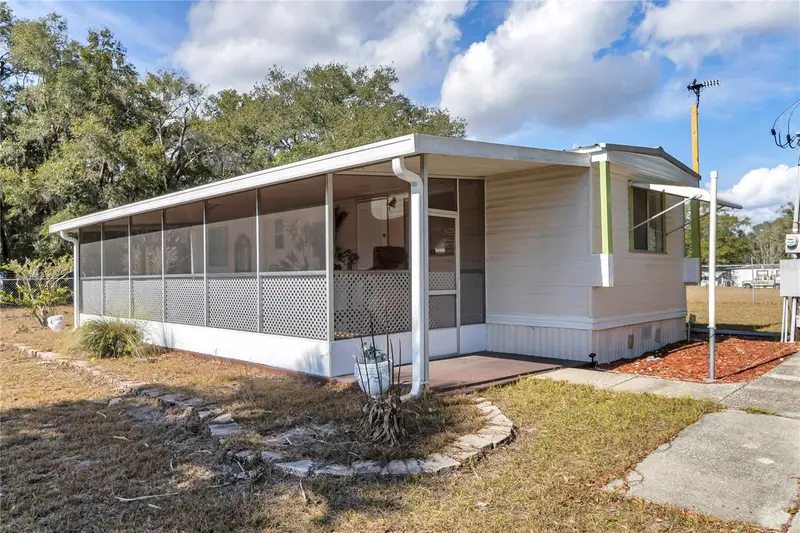 3003 Ne 165th Pl, FL